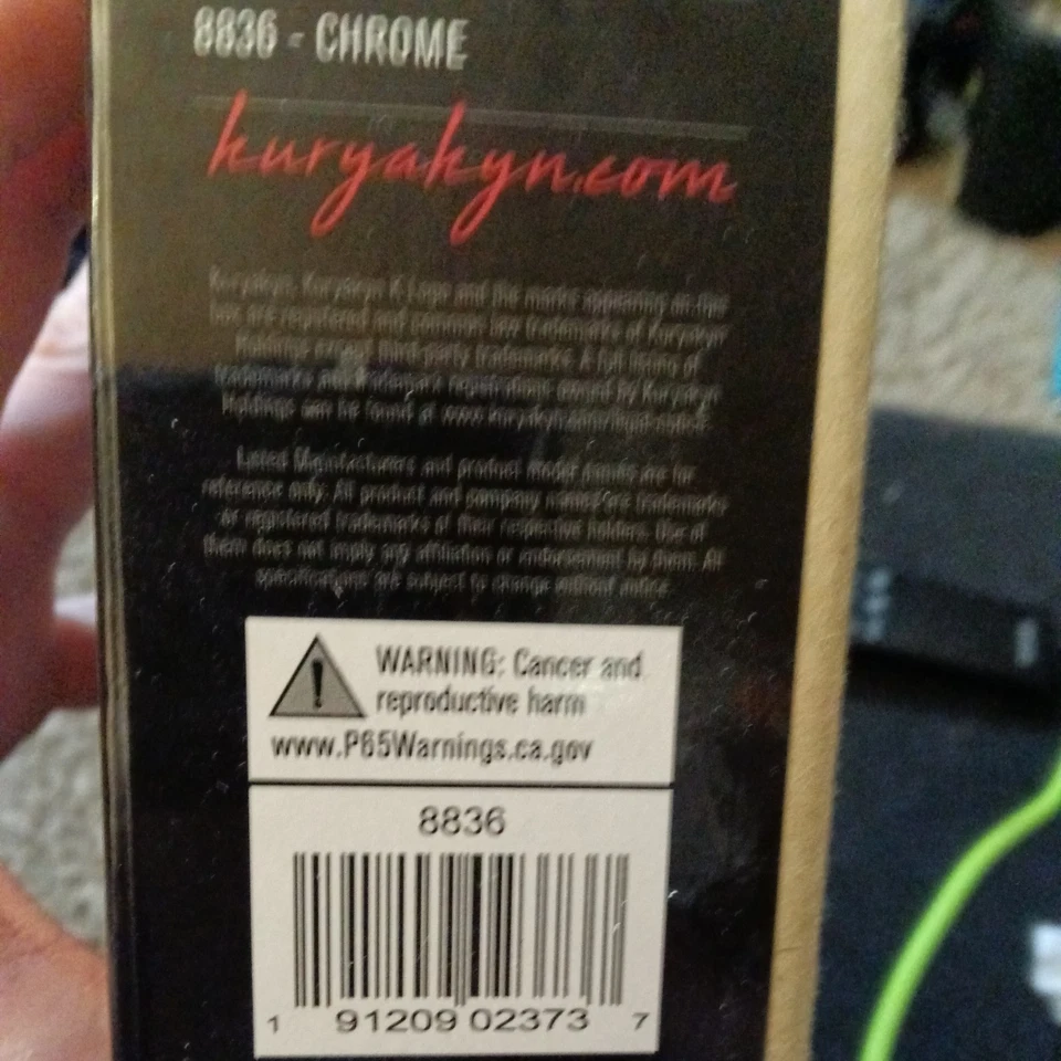 Kuryakyn para adaptadores de clavija estriada delanteros Indian Scout cromado Foto 2 de 3