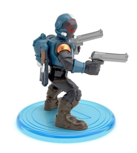 Fortnite Meltdown Glider & The Visitor Battle Royale 2" Action Figure New Sealed - Picture 3 of 4