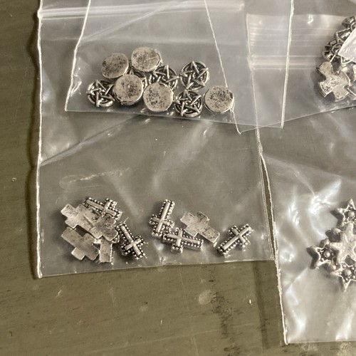 10 Packs Of 10. 3D Cross Nail Art Charms Vintage Silver Metal Chrome - Picture 5 of 5