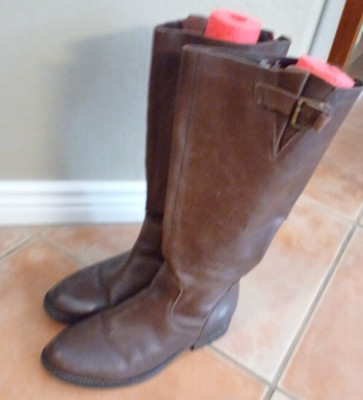Steve Madden Trico Brown Leather Knee High Boots 7.5 Riding Heel Tall Red Zip