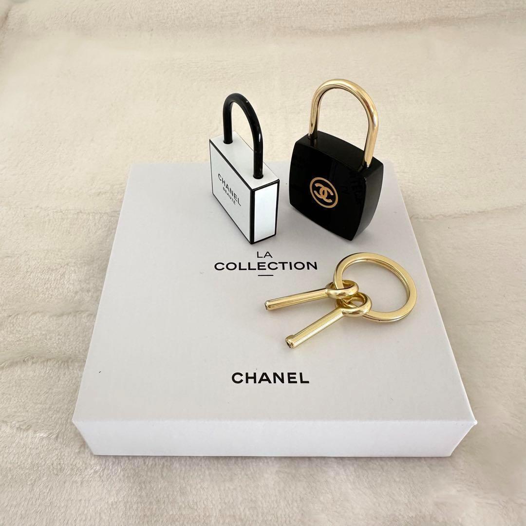 CHANEL LA COLLECTION ミニロックキーホルダーセット Chanel Padlock Keychain Novelty La Collection Coco Mark