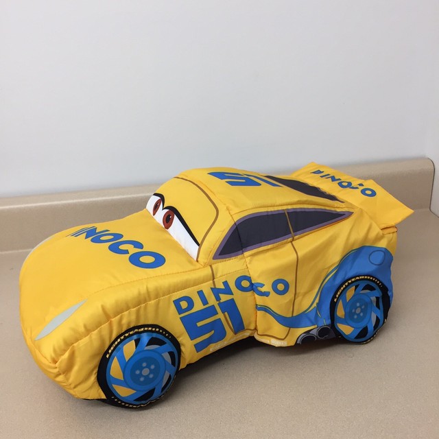 cars 3 yellow car