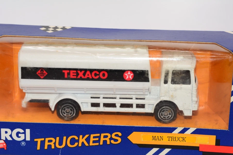 Corgi Juniors Truckers Texaco Man Truck New in Box - Image 2 of 4