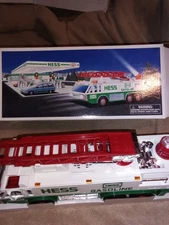 New In Box 1996 Hess Emergency Fire Truck