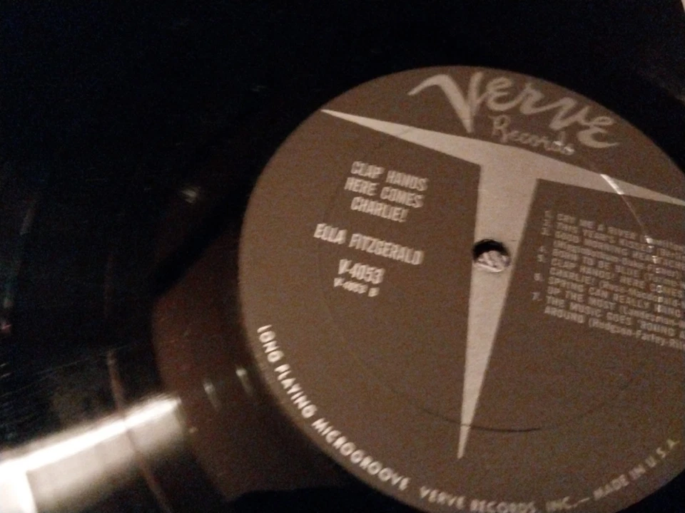 ELLA  FITZGERALD LP CLAP  HANDS Original Verve HERE  COMES  CHARLIE  Jazz VG++ Foto 4 de 4