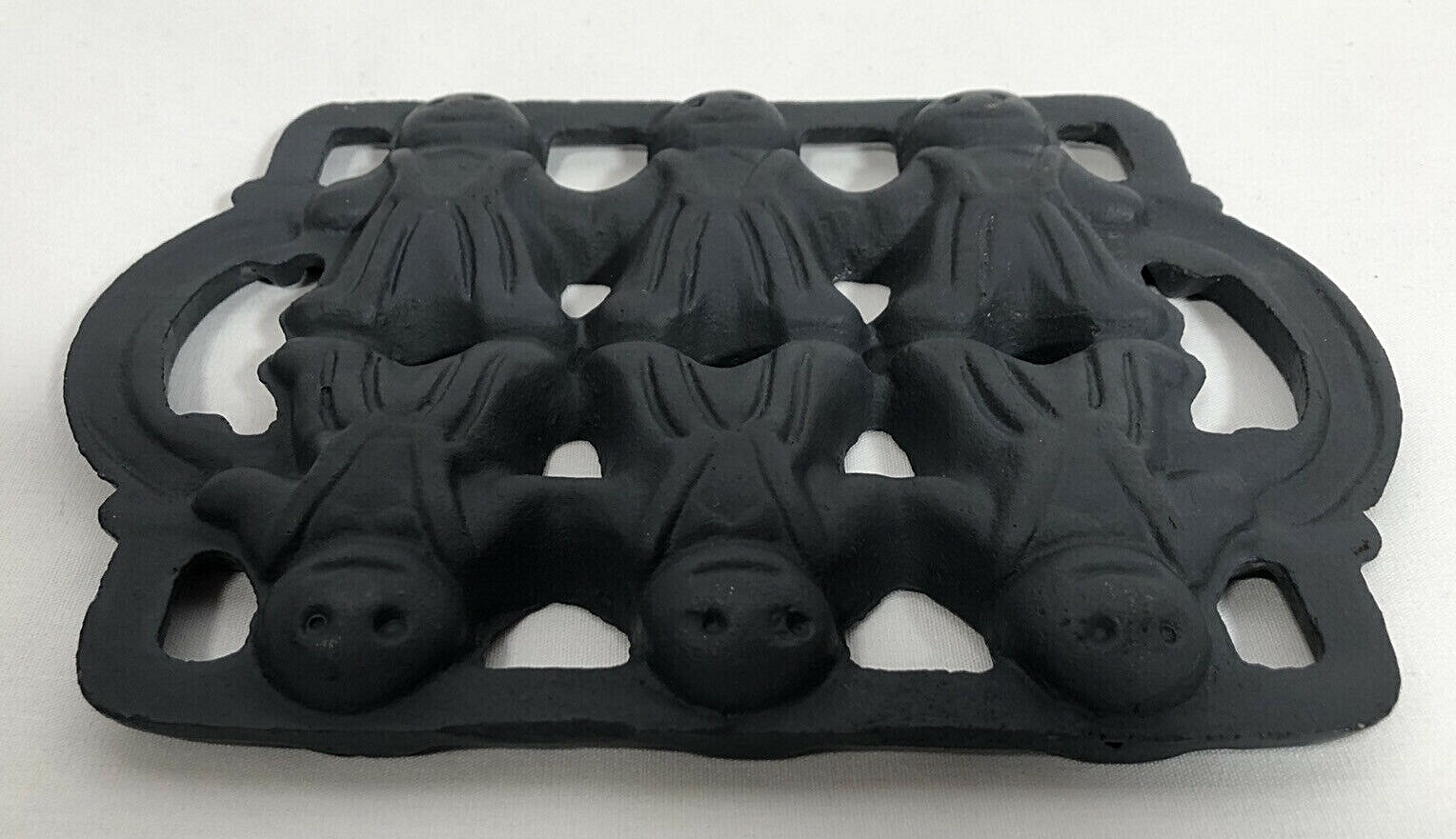 Cast Iron Gingerbread Man Mold Muffin Cookie Candy Pan 6 Slot eBay