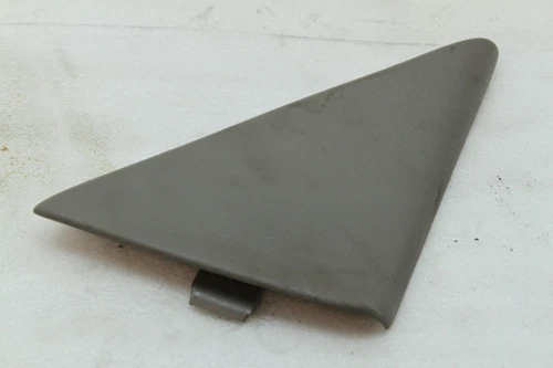 99 00 01 GMC Yukon Passenger side Mirror cover Trim B-106