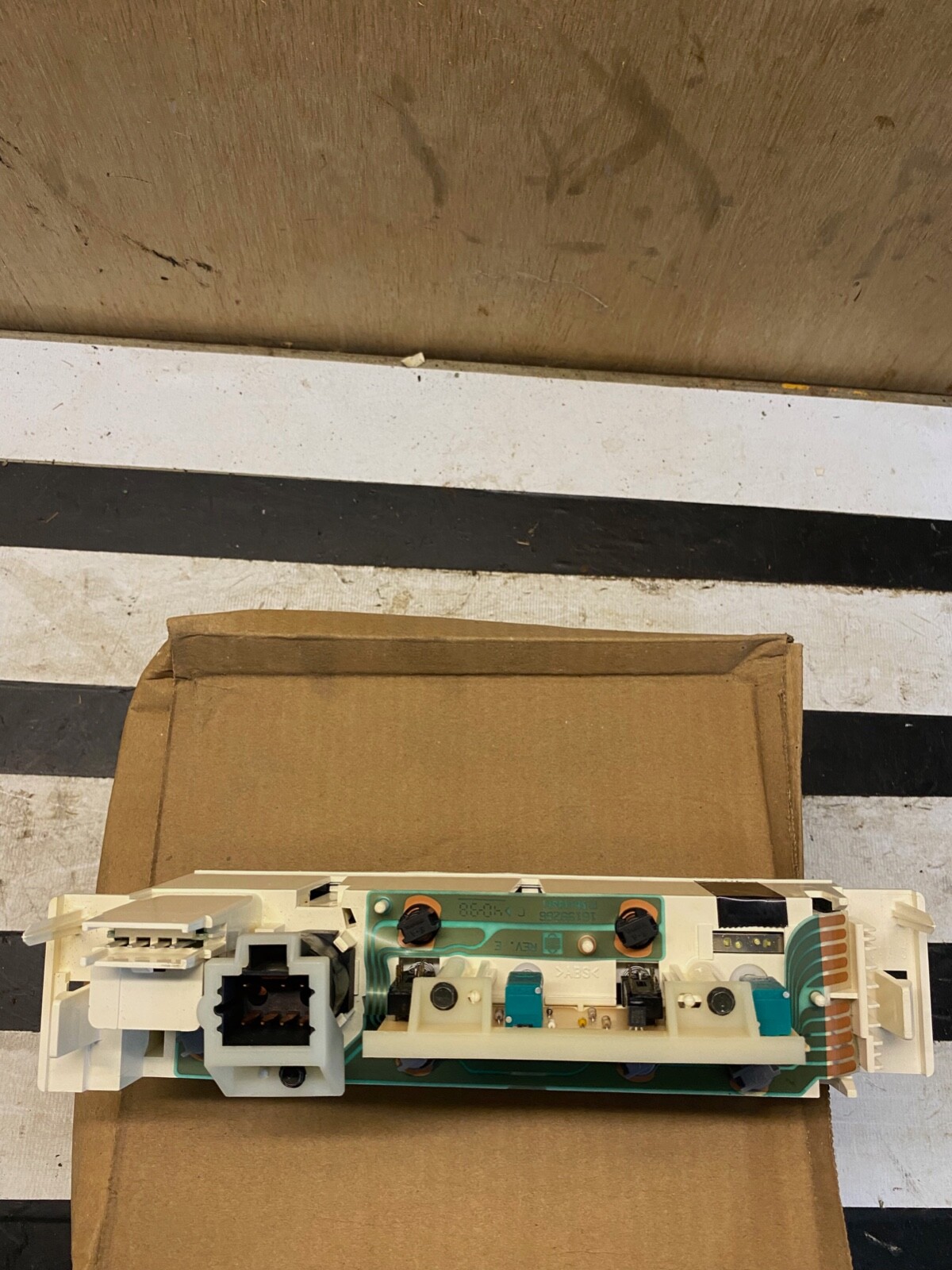 Picture 2 of 4