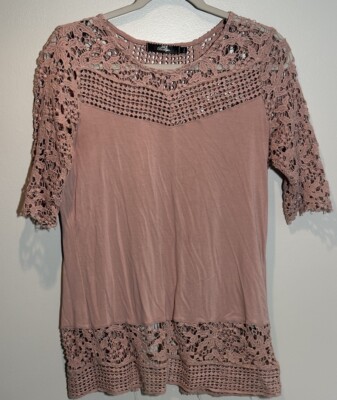 BKE Boutique Crochet Lace Women's Short Sleeved Blouse Shirt Size Small