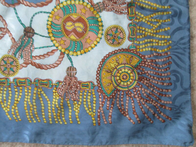 Foulard En Soie Vintage 87x90 Cm - Motif Multicolore - Occasion