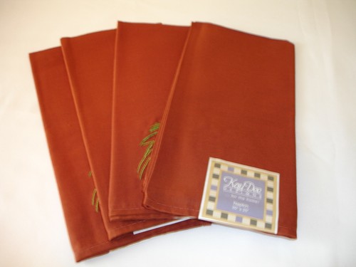 New! Cloth Fabric Wilderness Pinecones Kitchen Napkins Cotton Dining Napkin S/4 - Picture 2 of 5