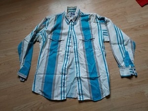 Reclaimed Vintage - T-shirt crop top coupe carrée à imprimé rodéo style