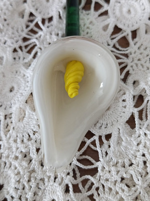 Art Glass Hand Blown White Flower Green Stem
