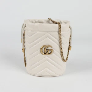 Gucci GG Marmont mini sac à bandoulière seau bandoulière 575163 118462676