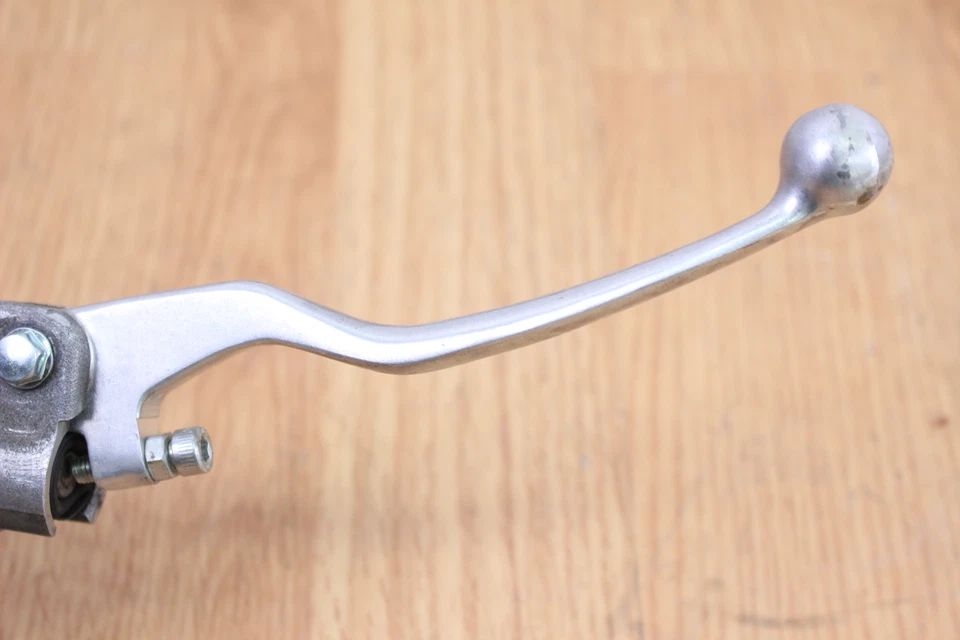 Suzuki RM250 1990 cilindro maestro de freno delantero con pinza  Foto 4 de 4