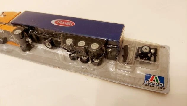 Modellino Camion Semi Rimorchio DAF 95 XF Super  Barilla Italeri Scala 1:78 - Immagine 4 di 4