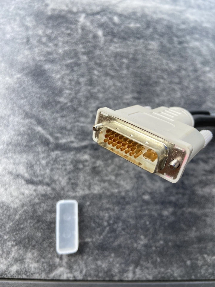 BIZWU329 BizLink DVI to DVI / VGA Splitter Cable BIZ WU329 FREE SHIPPING. - Image 4 of 4