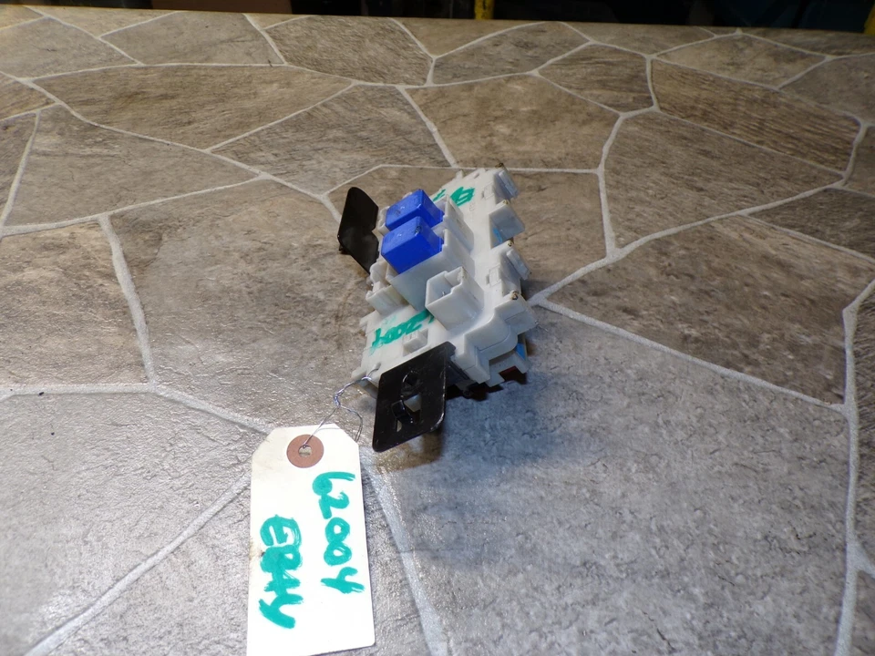 ☼2004-2006 NISSAN MAXIMA INTERIOR CABIN FUSE BOX BLOCK FACTORY ASSEMBLED OEM - Imagem 2 de 4