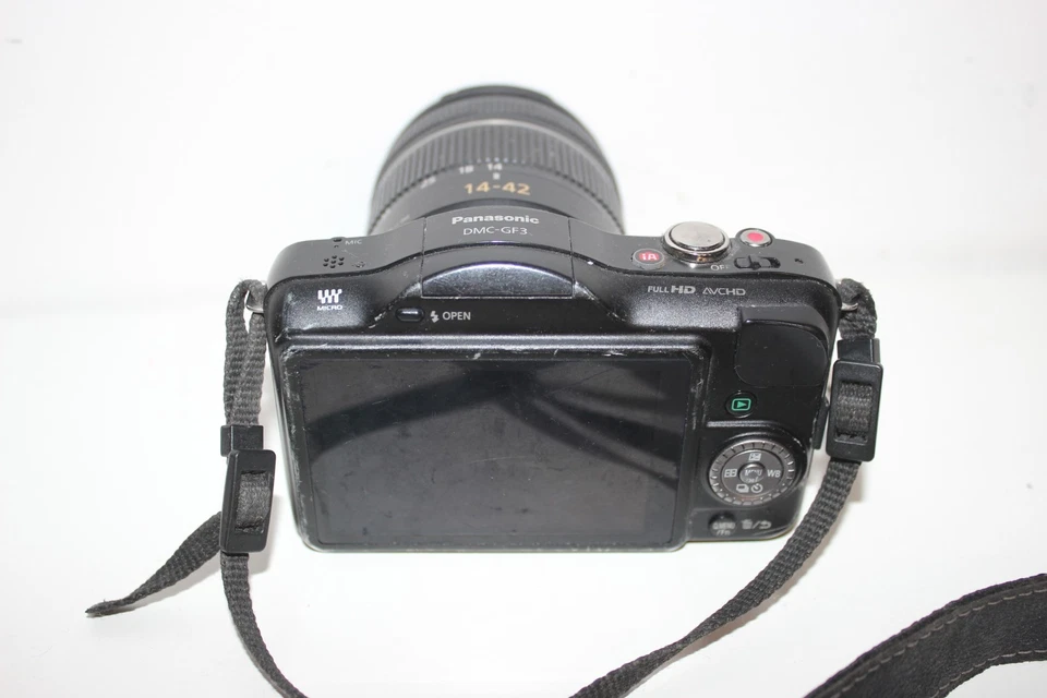 Panasonic Lumix DMC-GF3, photo 4 of 5
