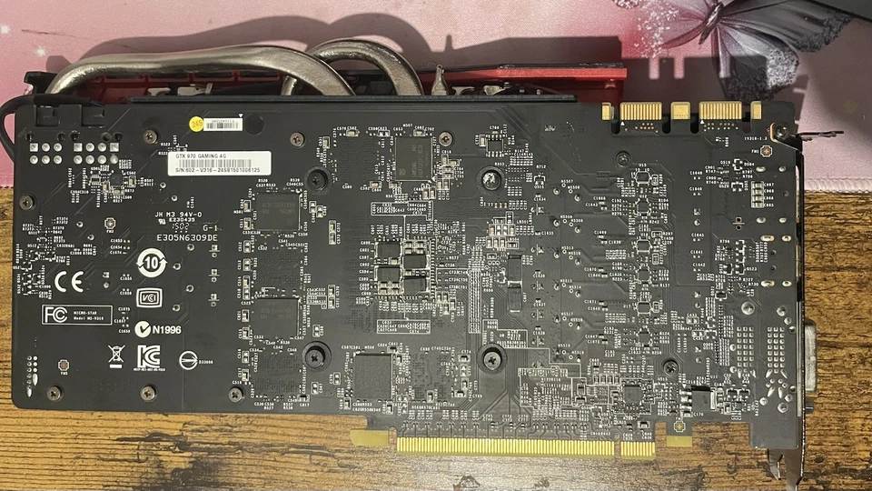 MSI NVIDIA GeForce GTX 970 (4096 MB) (GTX 970 GAMING 4G) Graphics Card - Image 2 of 4