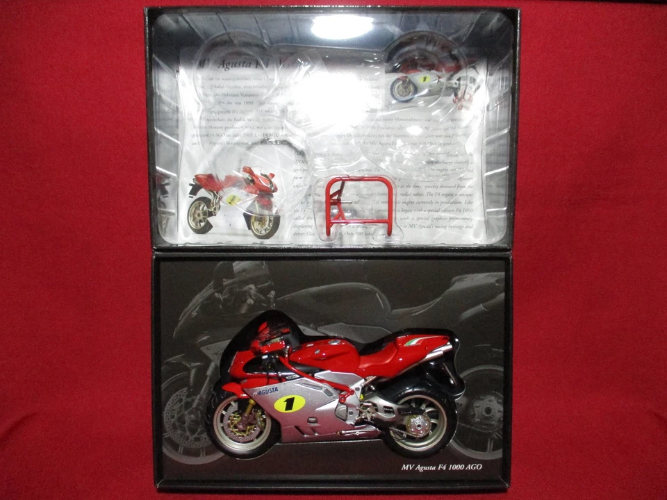 MV Agusta F4 1000 AGO 2005 Silver+Red Classic Bike Series Minichamps 1/12 Cagiva - Image 2 of 4
