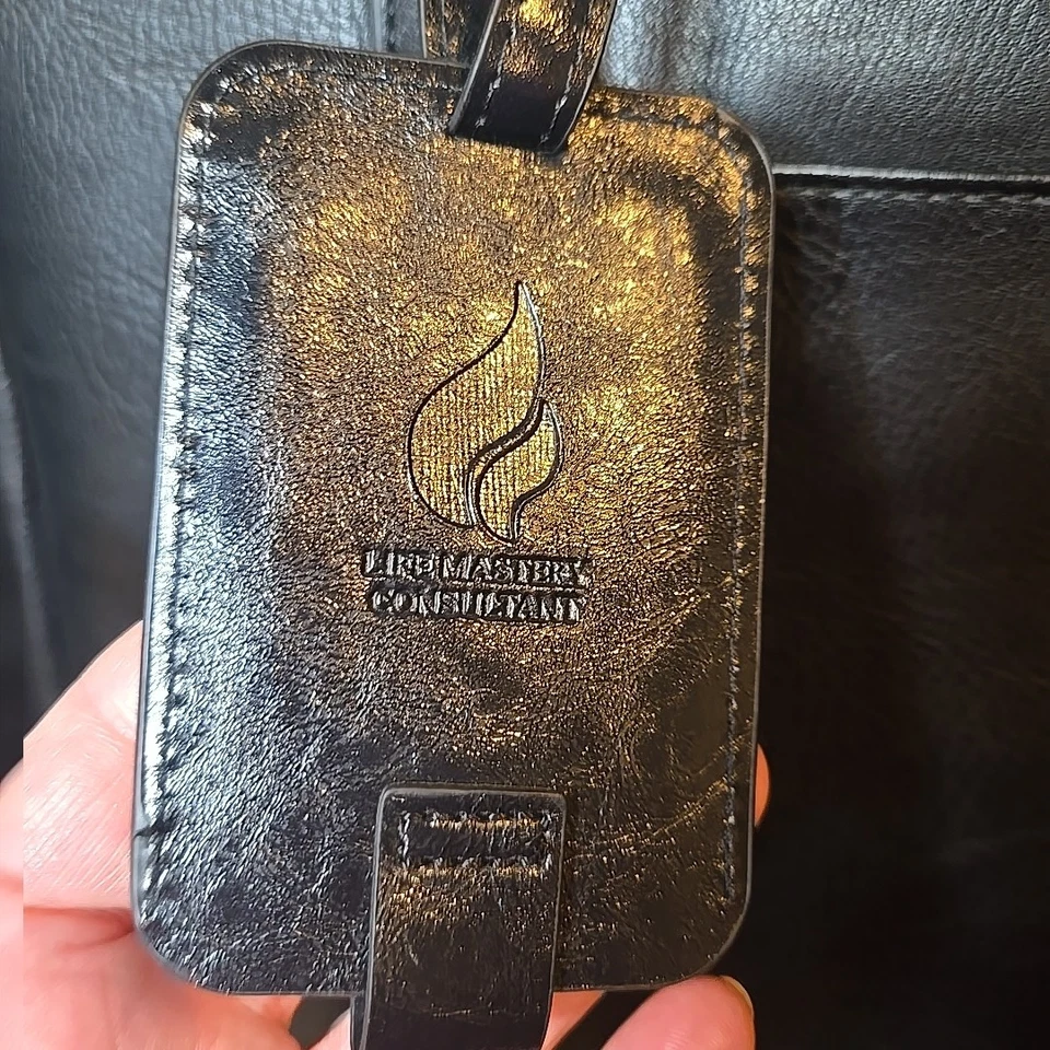 Kenneth Cole Reaction Cuero Negro Laptop Maletín Bolso Asas Correa para el Hombro Foto 3 de 4