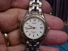 NICE USED LADIES SEIKO WATCH TWO/TONE MODEL 7N82-0699