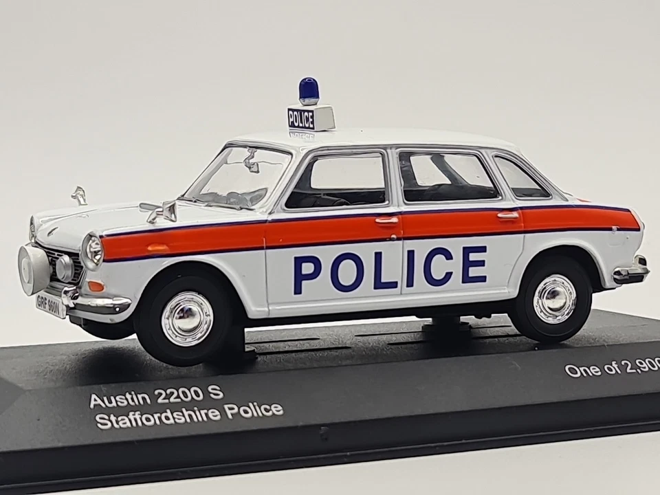 Vanguards Austin 2200S 'Land Crab' Staffordshire Police - VA08904  1:43 Case MIB - Image 4 of 4