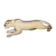"Figura de juguete de plástico realista de 8"" leona merodeadora león zoológico salvaje"