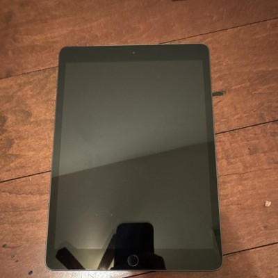 Apple iPad A2197 Tablet Gray