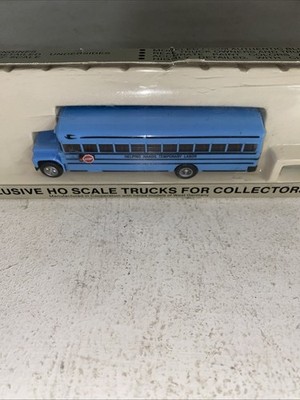 HO Scale Con-Cor (Bluebird School Bus)