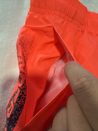 NWT Boy's Youth Under Armour UA Lightweight Loose Fit Woven Shorts size YXL - Picture 4 of 9