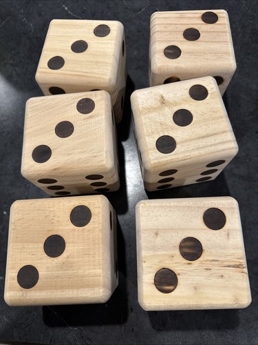 Große 6 Holzwürfel 3,5" x 3,5" dekorative Punkte oder Garten Würfel Set für Spiele - Bild 8 von 10