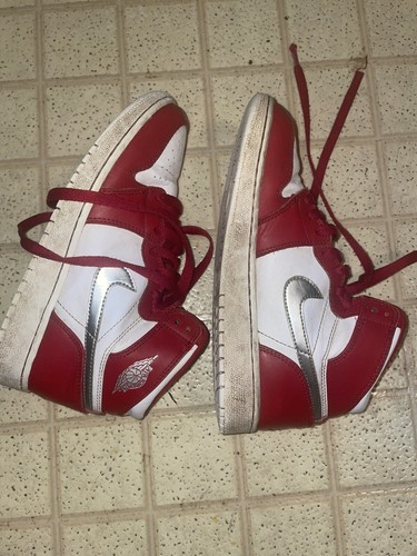 Nike Jordan 1 Retro High BT Gym Red Metallic Silver 705300-602 Size 5Y - Picture 2 of 8