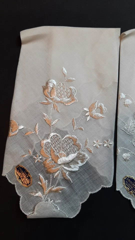 Conjunto de 3 lenços bordados suíços vintage flores borda vieira azul branca - Imagem 4 de 4