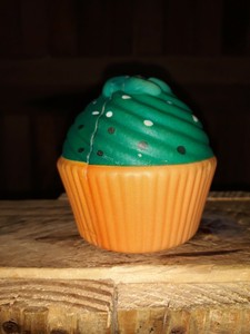 squishy cupcake toy