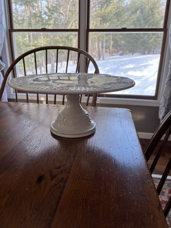 Tiffany & Co. White Ribbon Garland Porcelain Pedestal Cake Stand - Rare 