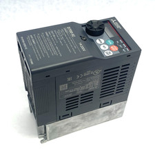 Mitsubishi FR-D720S-025SC-EC Variable Speed/Frequency Drive 2.5A / 0.4kW / 1/2HP