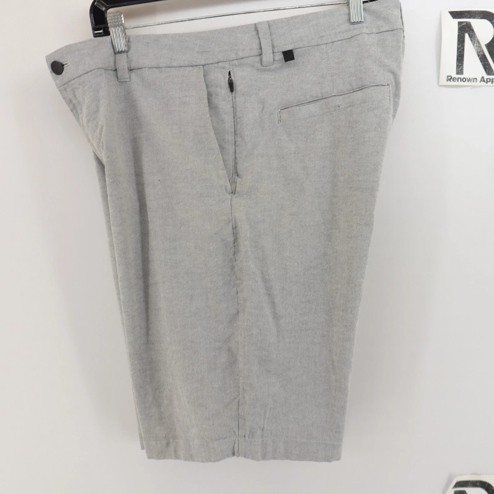 Men's Lululemon Performance Golf Shorts 34 x 11" Gray Performance Chino Athletic