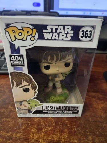 Funko Pop! Star Wars 40th Empire Strikes Back Luke Skywalker & Yoda 363