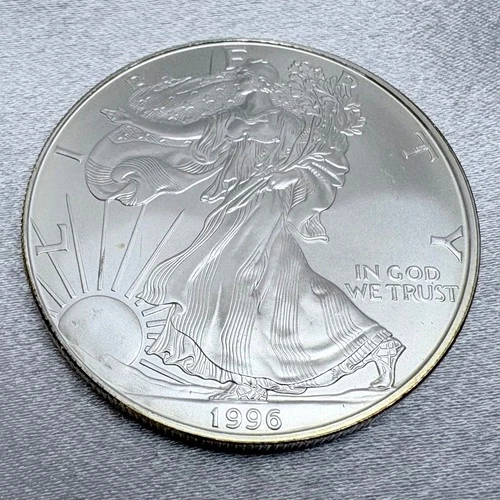 Rare 1996 American Silver Eagle 1 oz .999 Fine Silver BU Toned [E7]