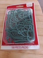 NWT 100 Green Plastic Premium Christmas Ornament Hooks Tree Hangers Holiday Time
