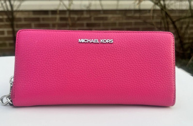 Michael Kors Jet Set Travel Large Continental Wallet Dragonfruit