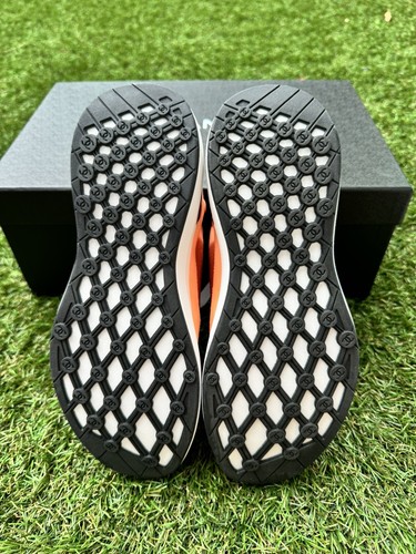 Tenis de entrenadores Chanel de gamuza piel de becerro naranja neón logotipo CC 36,5 nuevas con etiquetas - Imagen 9 de 12