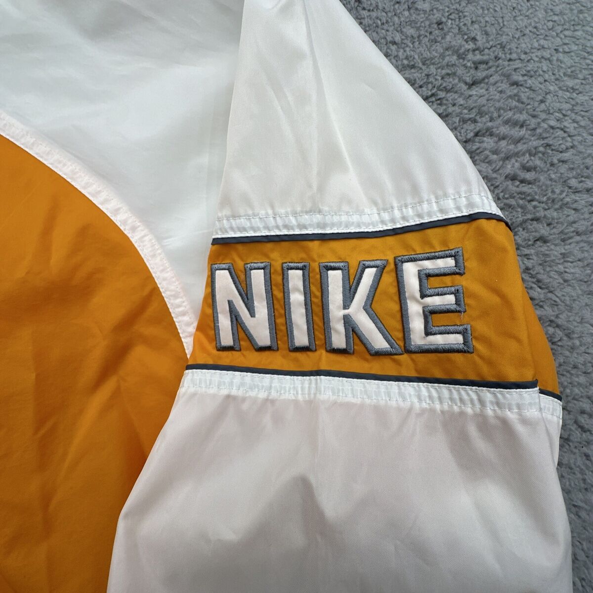 Vintage Nike Mens L 90s White Orange Center Swoosh Kangaroo Vintage Nike Mens L 90s White Orange Center Swoosh Kangaroo