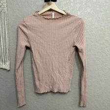 Rylee & Cru women sz M long sleeve ribbed tee mauve pink