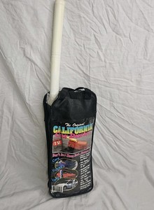 VTG The Original California Car Duster Plastic Handle Car Duster Red