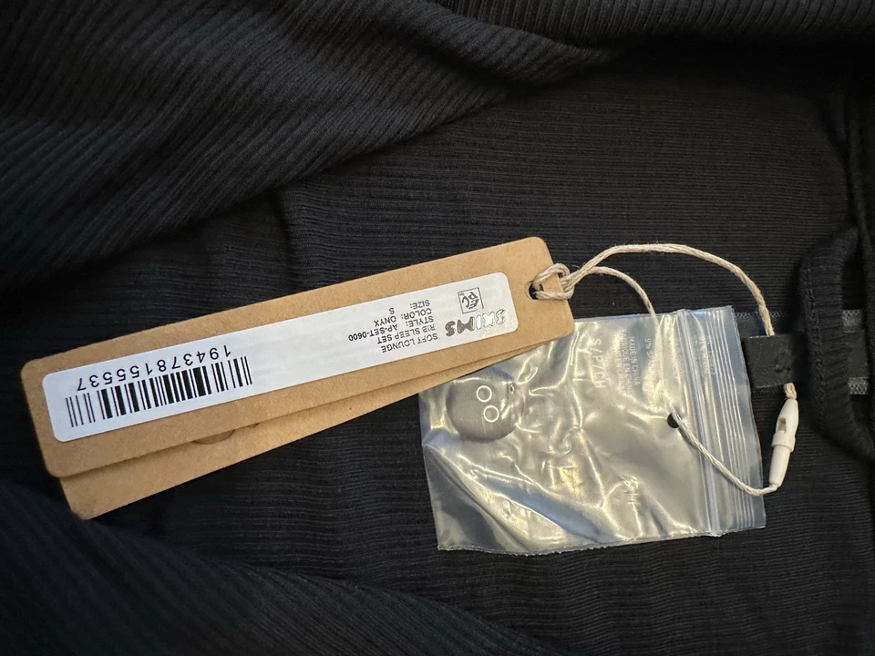 New 100% authentic RRP £120 Small - Skims RibbedSoft Lounge Sleep Set - Black - Image 4 of 4