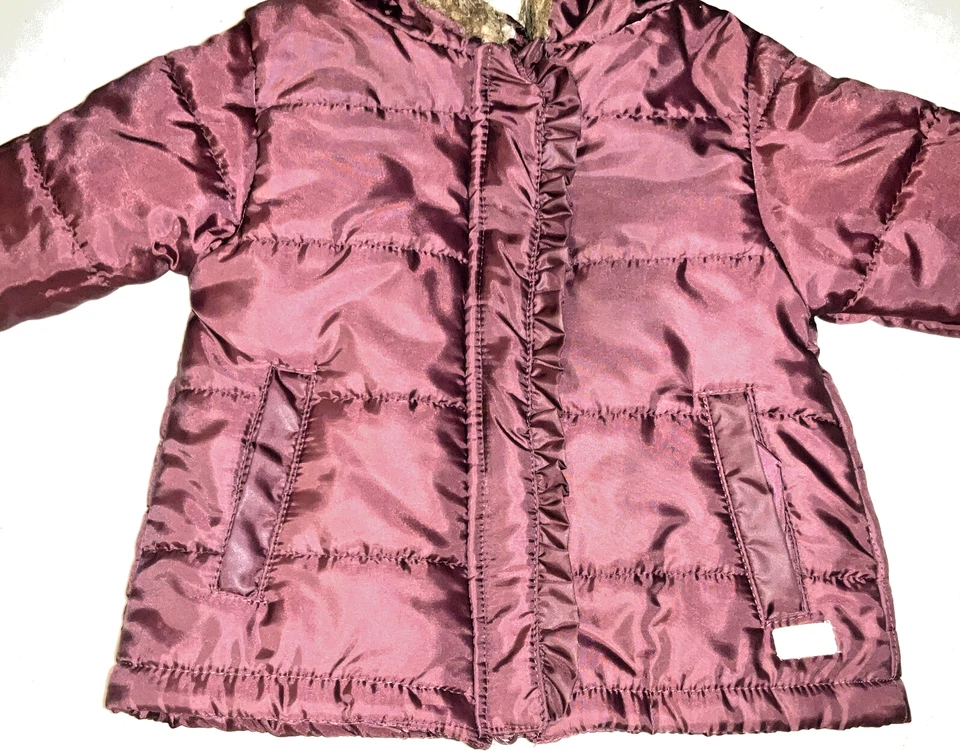 Abrigo acolchado 7 For All Mankind niña niña 18M borgoña imitación piel capucha chaqueta Foto 4 de 4