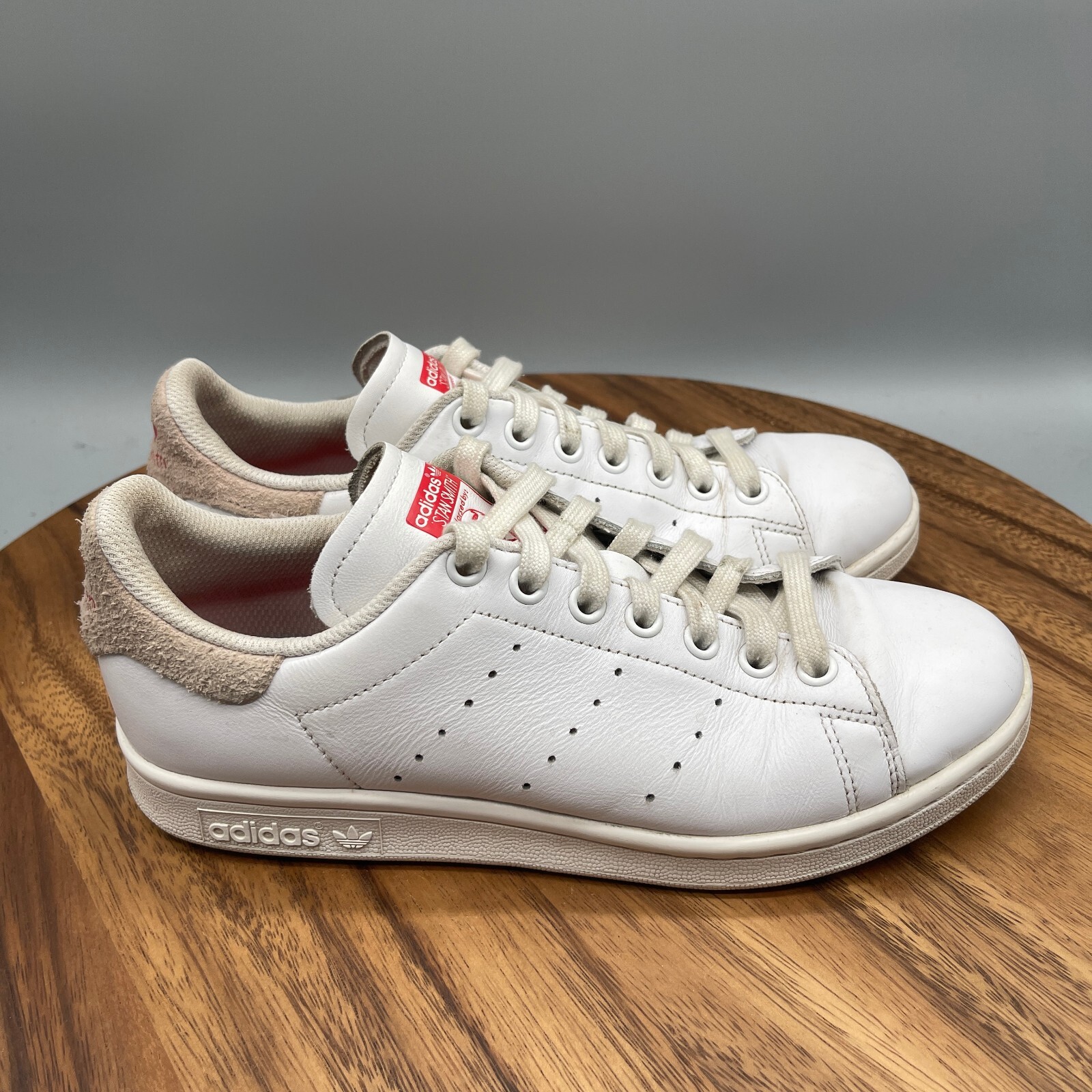 Adidas Stan Smith Shoes Womens 6.5 White Leather Comfort Walking Casual Sneakers Adidas Stan Smith Shoes Womens 6.5 White Leather Comfort Walking Casual Sneakers